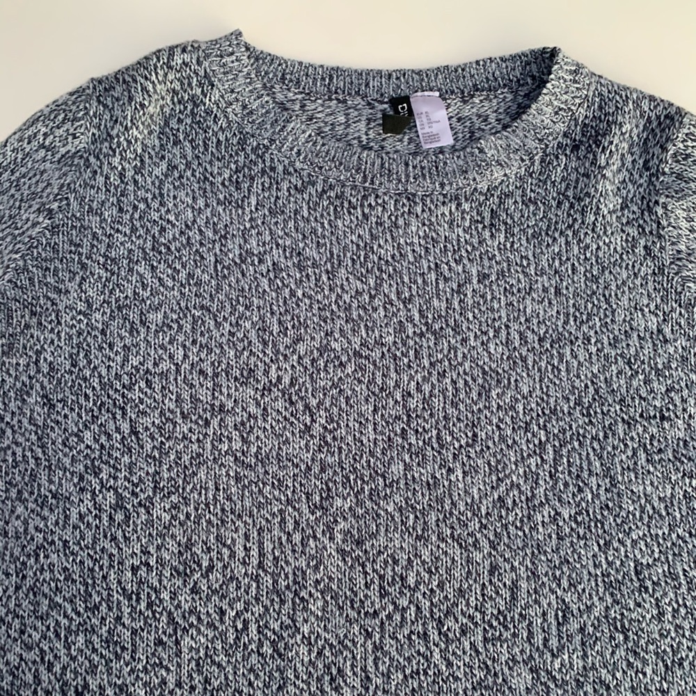 blue H&M sweater